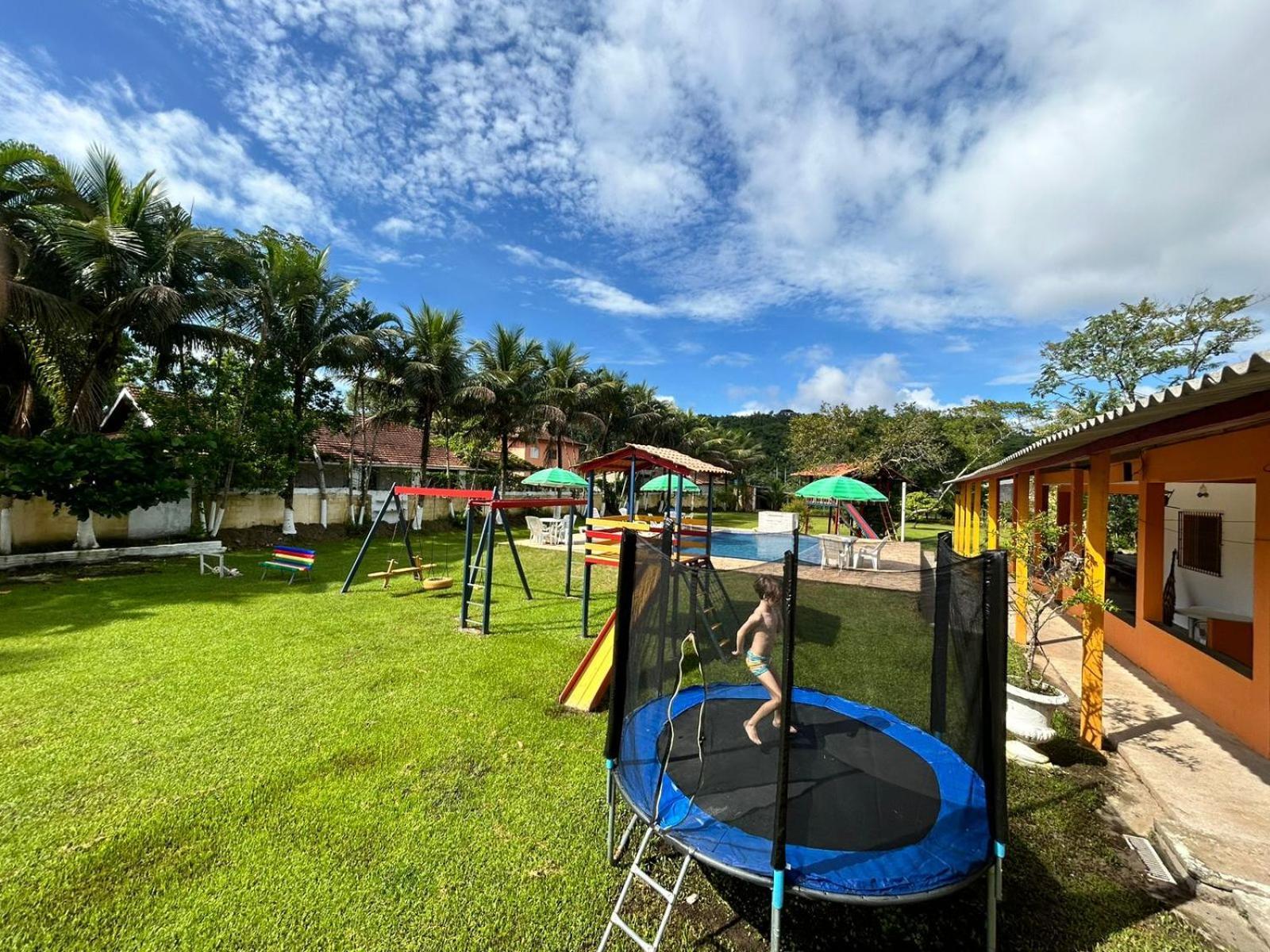 Pousada Geres Peruíbe Hotel Bagian luar foto